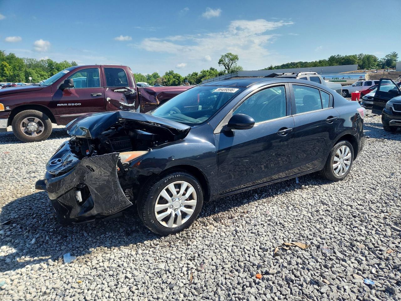 2013 MAZDA 3