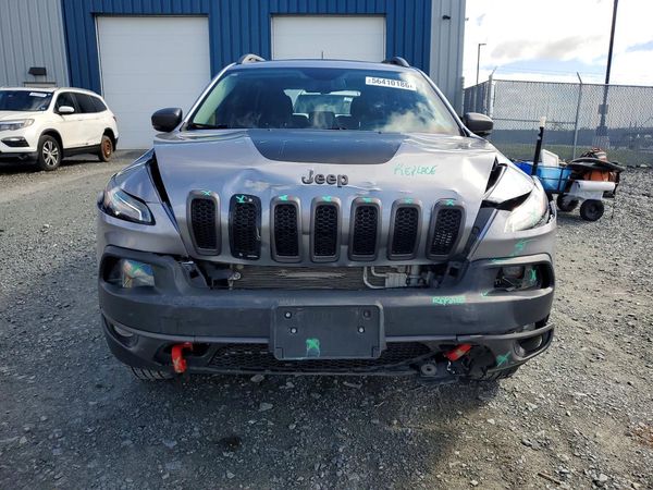 2018 JEEP CHEROKEE TRAILHAWK 4X4
