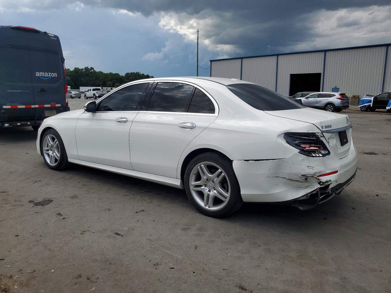 2017 MERCEDES-BENZ E E300