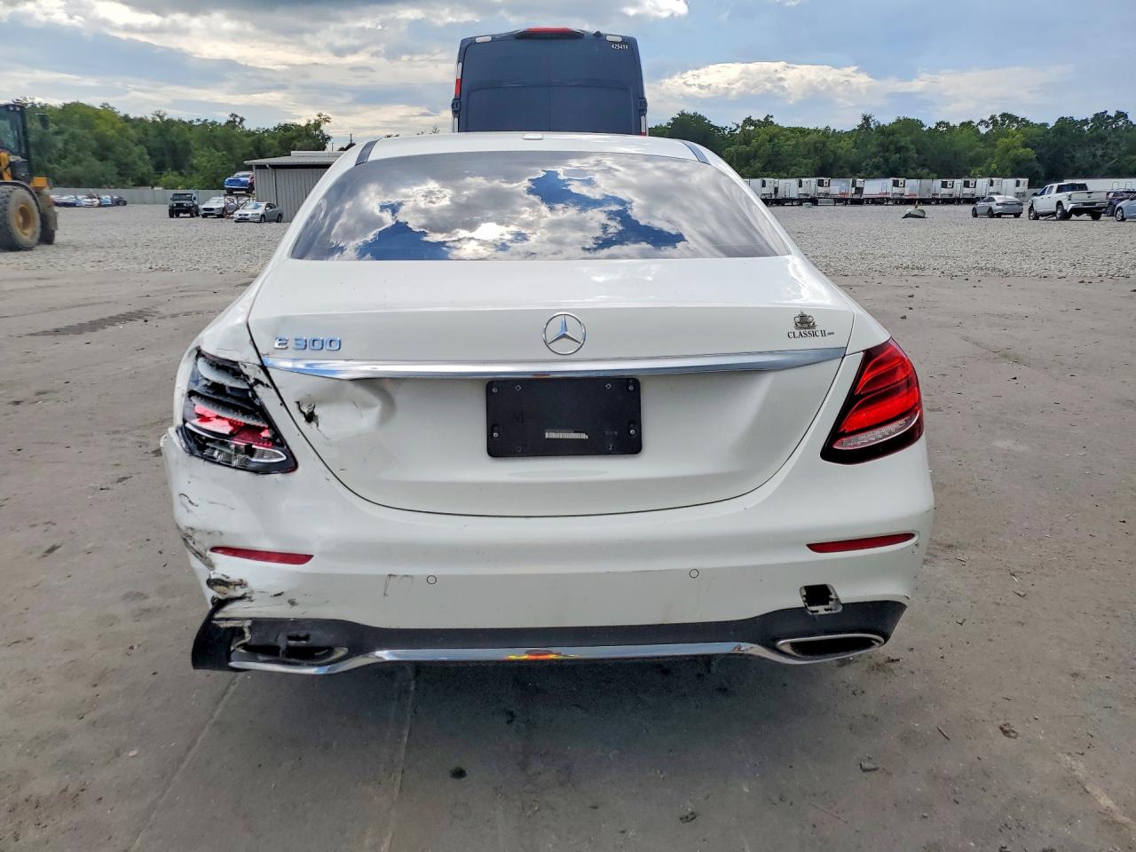 2017 MERCEDES-BENZ E E300