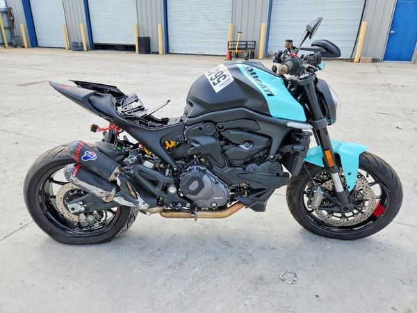 2024 DUCATI MONSTER