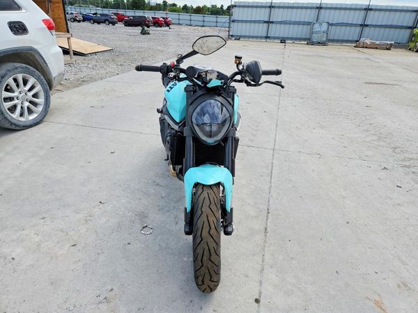 2024 DUCATI MONSTER