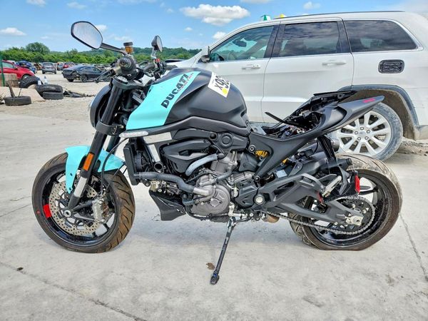 2024 DUCATI MONSTER