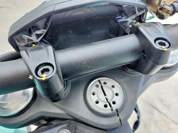 2024 DUCATI MONSTER