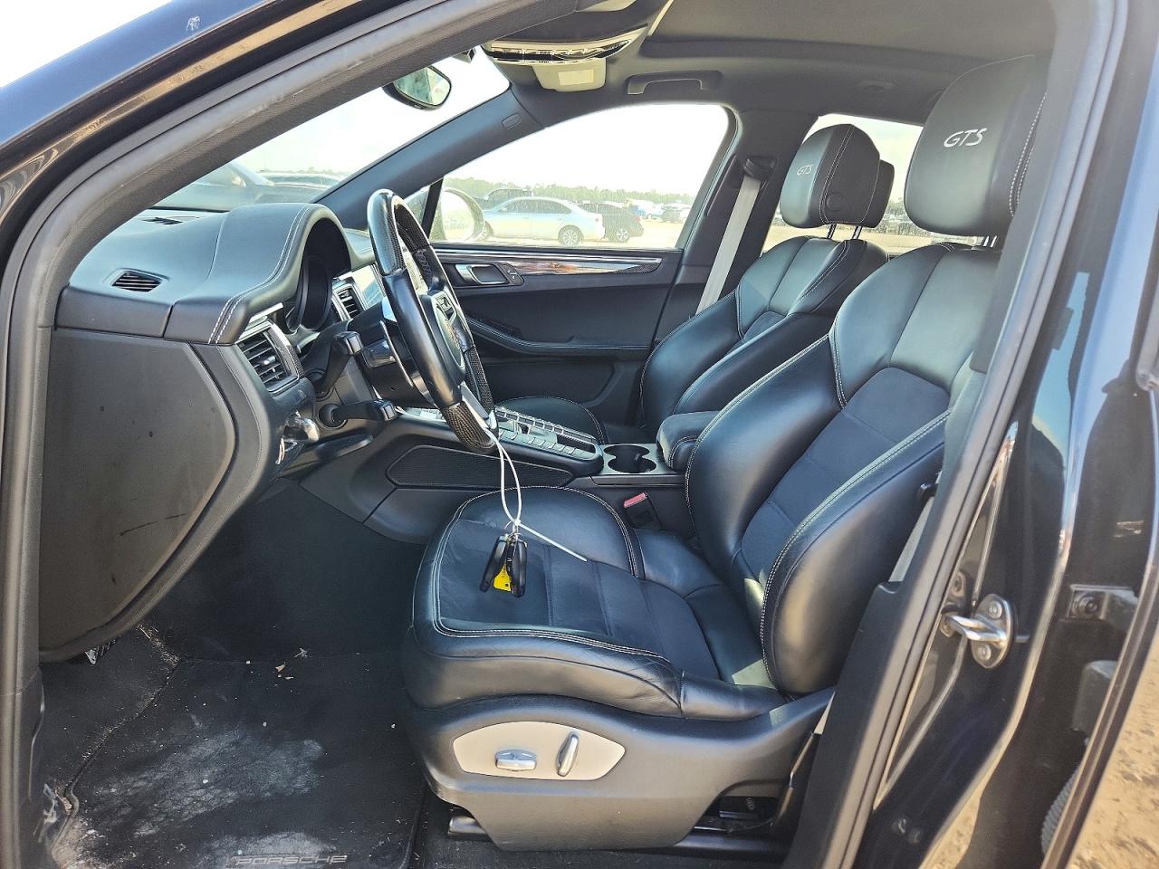 2018 PORSCHE MACAN Macan GTS