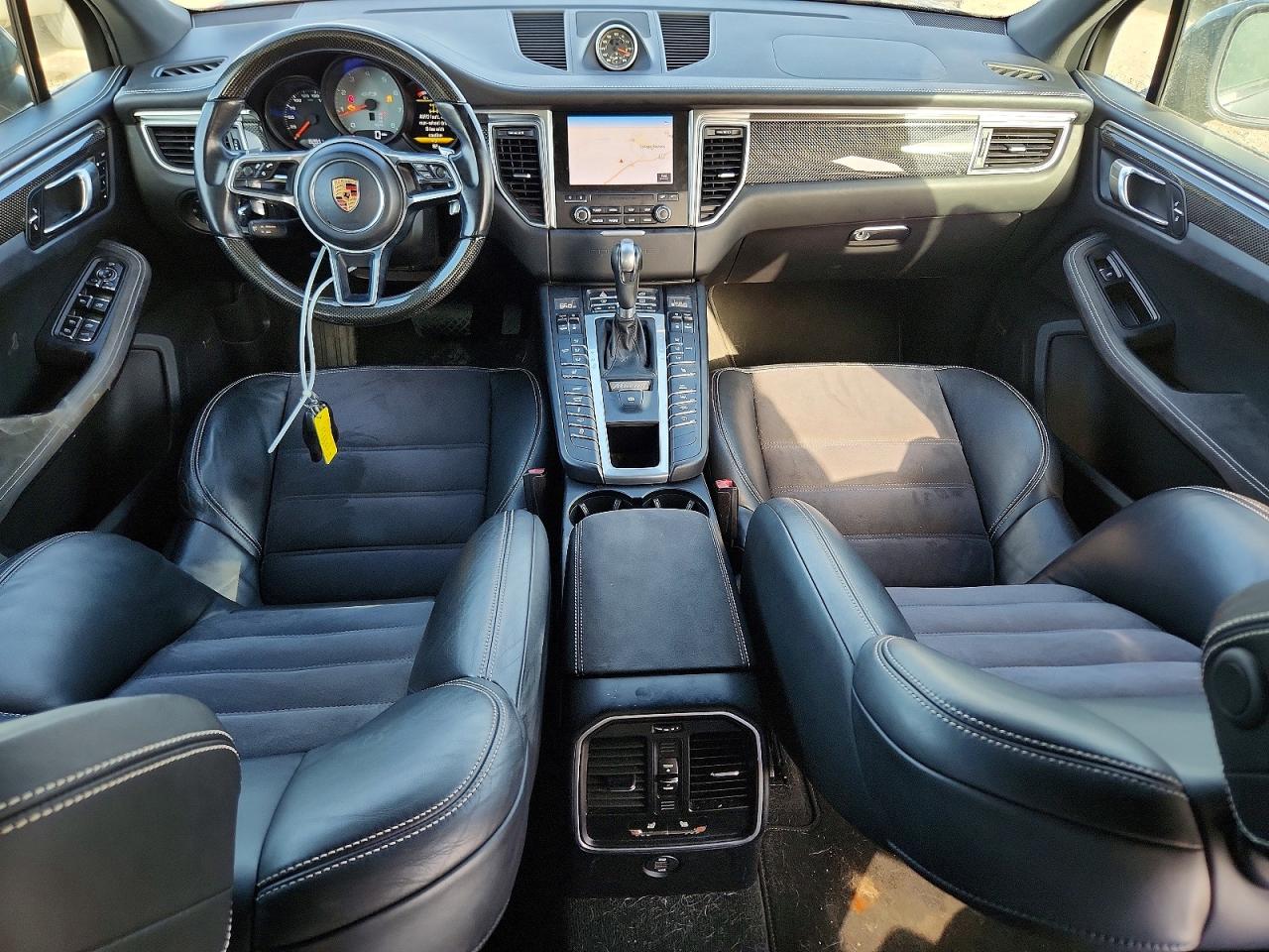 2018 PORSCHE MACAN Macan GTS