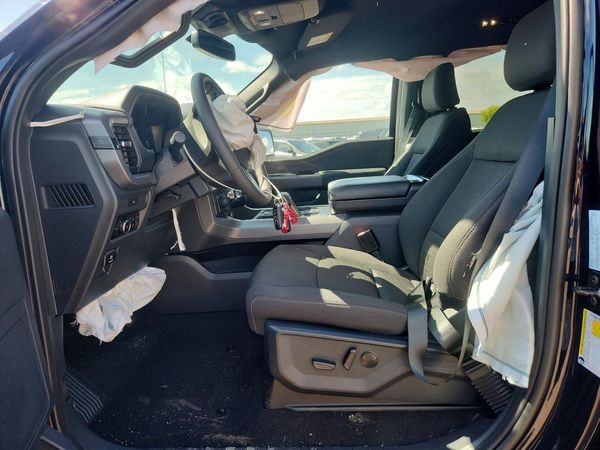 2026 FORD F150 XLT