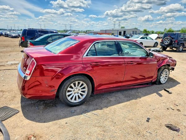 2013 CHRYSLER 300