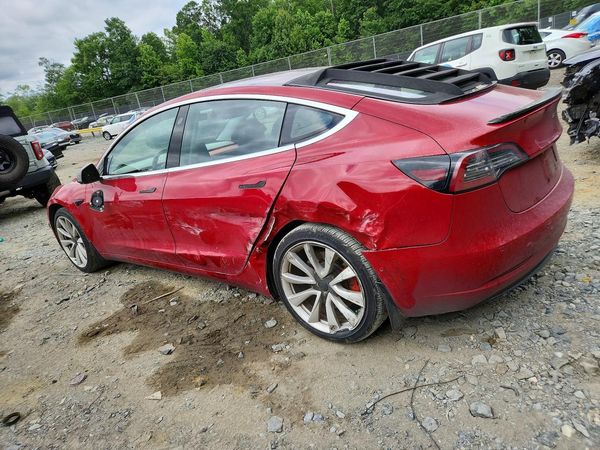 2018 TESLA MODEL 3