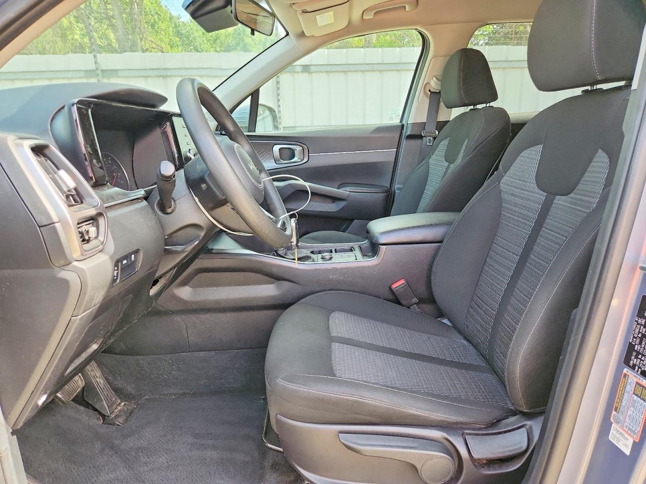 2022 KIA SORENTO LX
