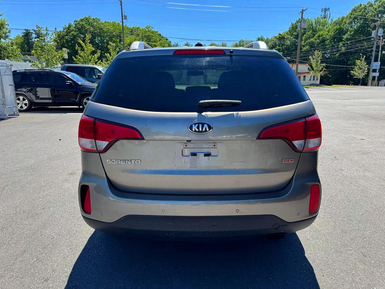 2015 KIA SORENTO GL