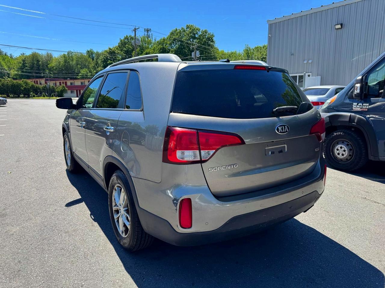 2015 KIA SORENTO GL