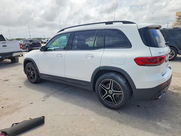 2023 MERCEDES-BENZ GLB GLB250