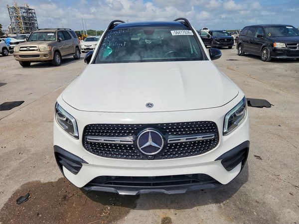 2023 MERCEDES-BENZ GLB GLB250