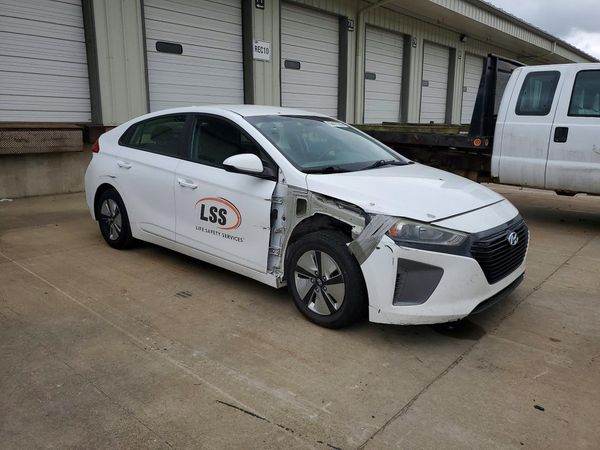 2018 HYUNDAI IONIQ Blue (HEV)