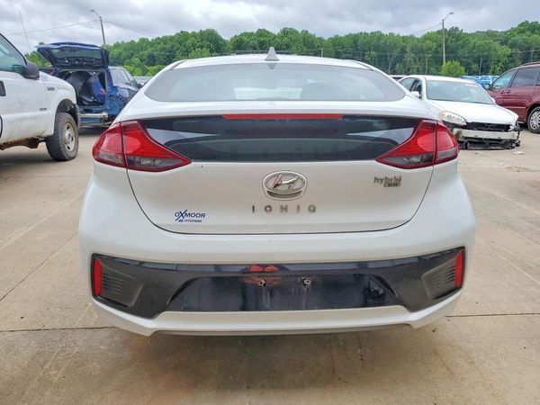 2018 HYUNDAI IONIQ Blue (HEV)
