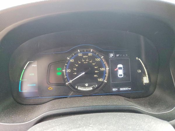 2018 HYUNDAI IONIQ Blue (HEV)