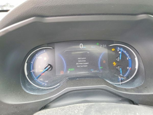 2024 TOYOTA RAV 4 XLE