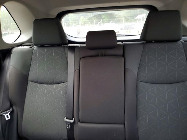 2024 TOYOTA RAV 4 XLE