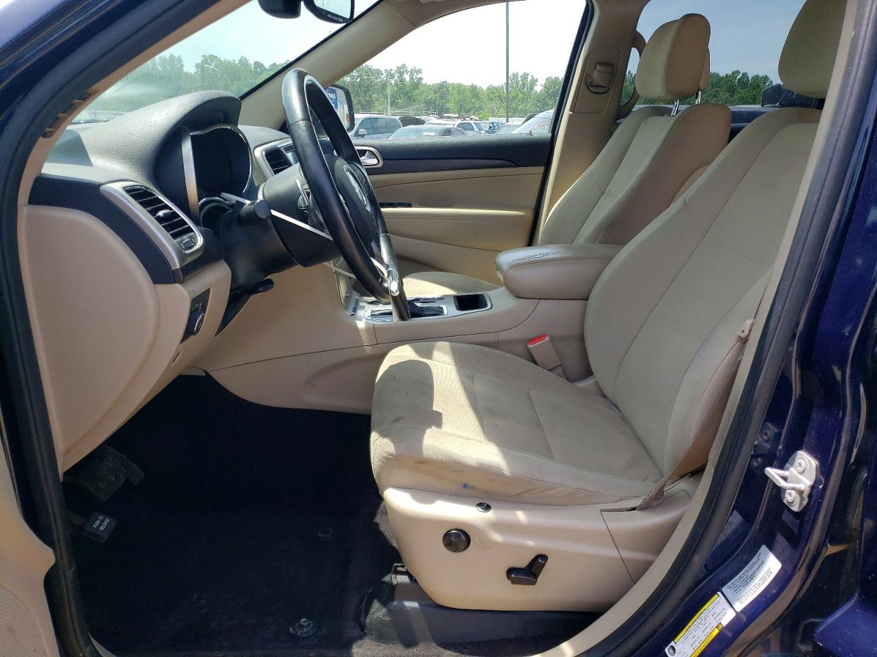2017 JEEP GRAND CHEROKEE LAREDO 4X2