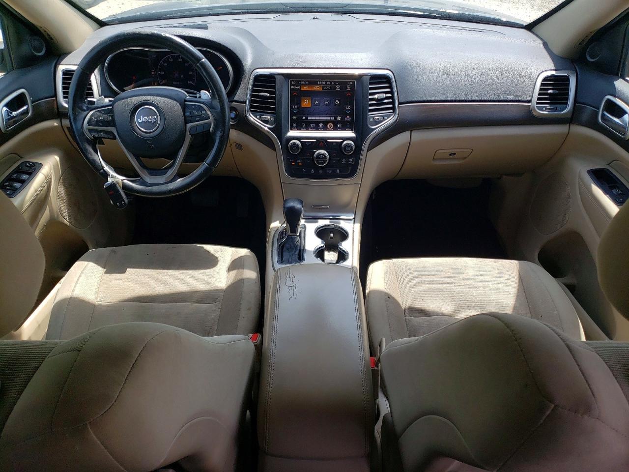 2017 JEEP GRAND CHEROKEE LAREDO 4X2
