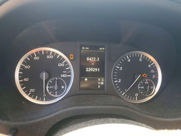 2016 MERCEDES-BENZ METRIS