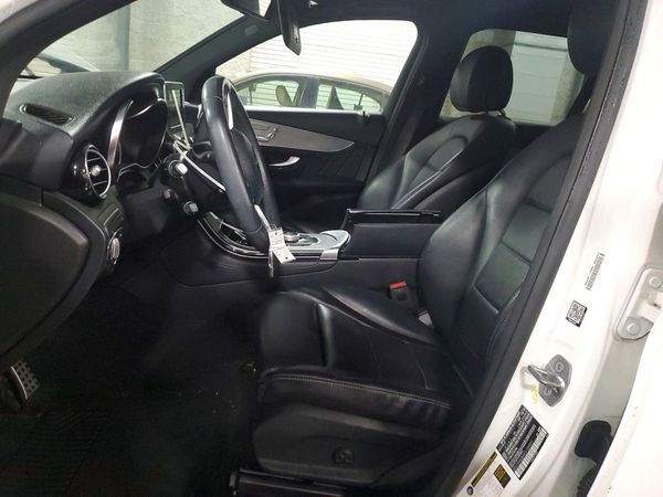 2019 MERCEDES-BENZ GLC GLC300