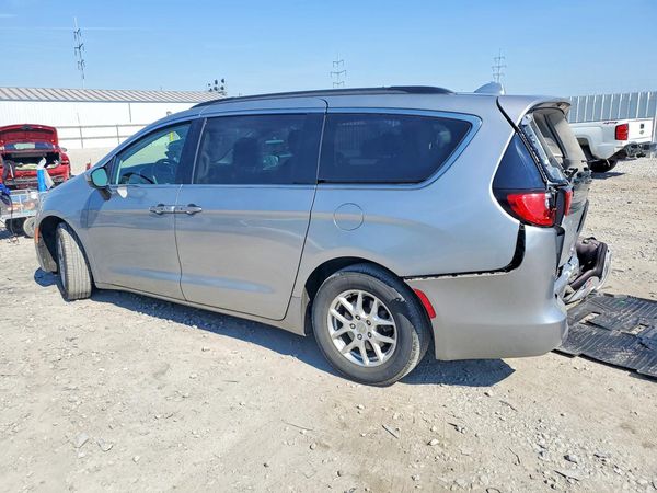 2020 CHRYSLER VOYAGER LXI