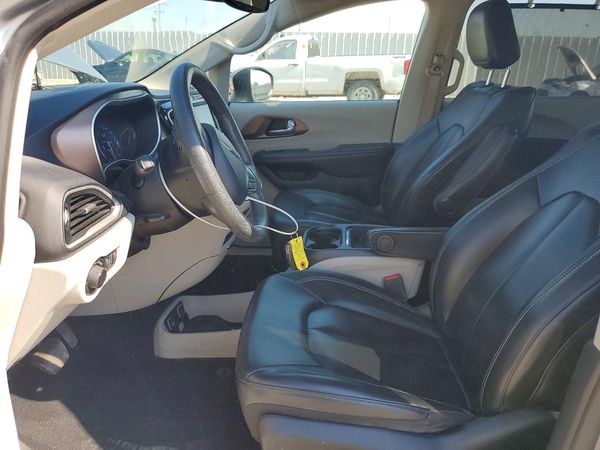 2020 CHRYSLER VOYAGER LXI