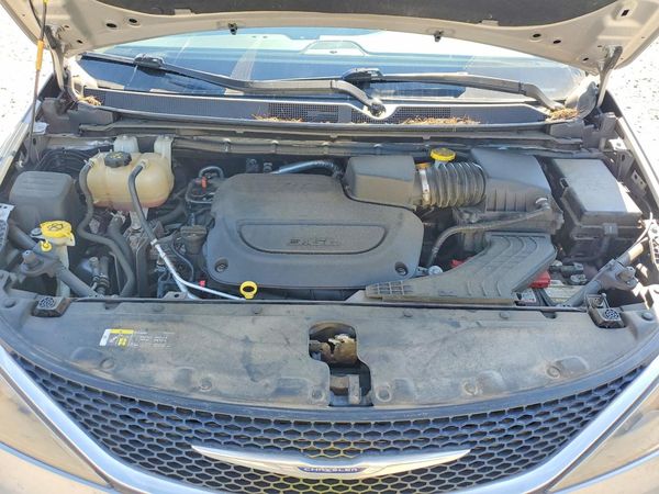 2020 CHRYSLER VOYAGER LXI