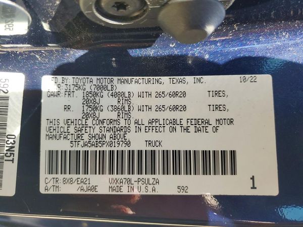 2023 TOYOTA TUNDRA Limited