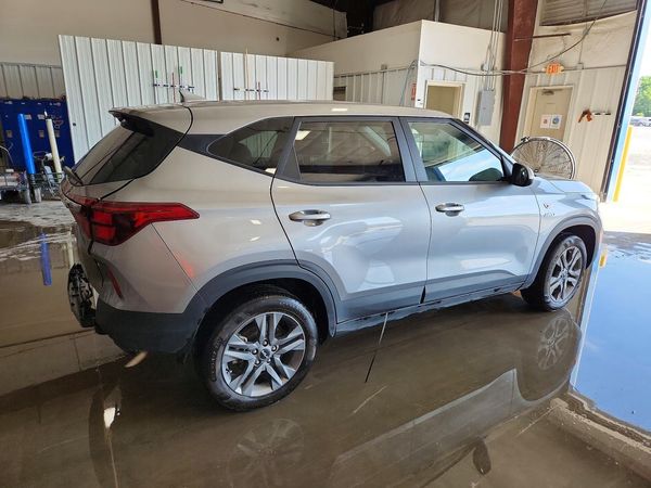 2023 KIA SELTOS