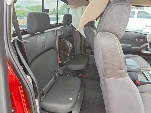 2022 NISSAN FRONTIER King Cab