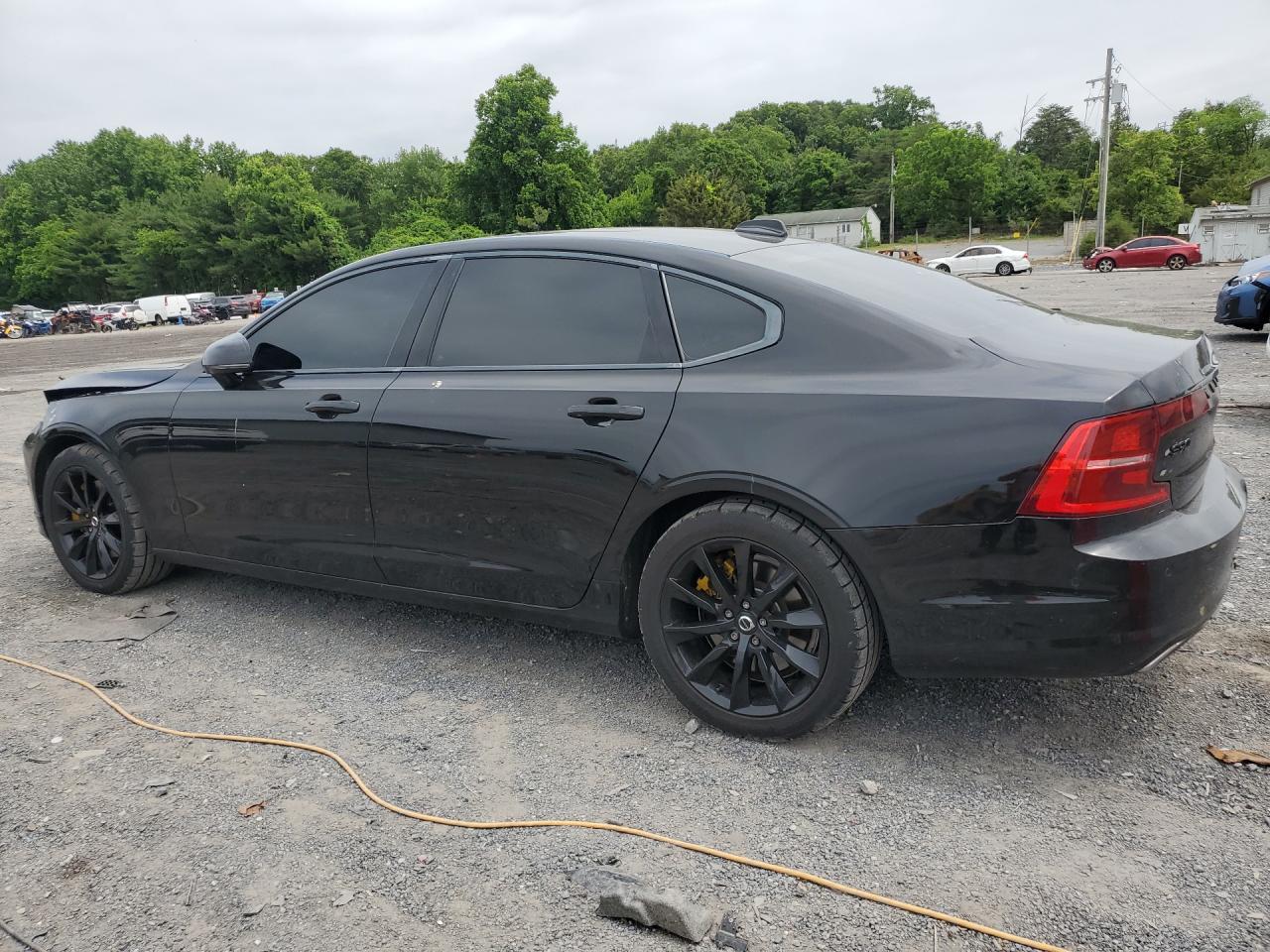 2018 VOLVO S90 Momentum