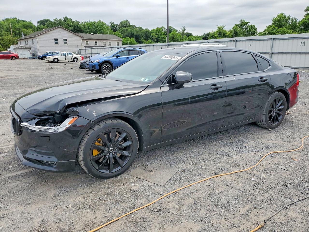 2018 VOLVO S90 Momentum