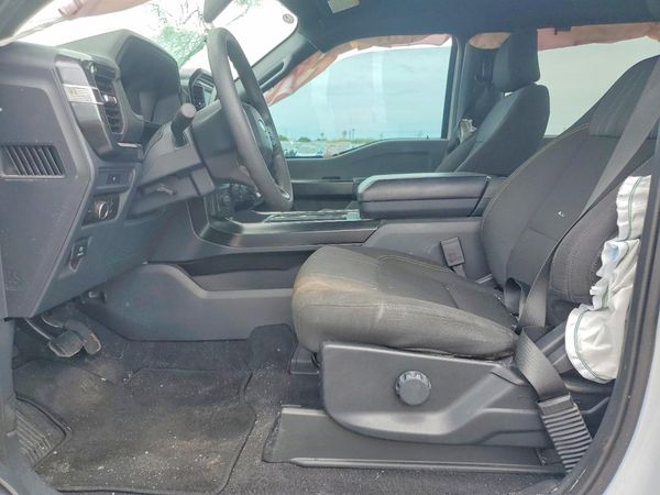 2025 FORD F150 STX — DENT