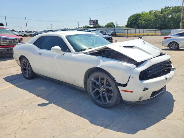 2020 DODGE CHALLENGER SXT