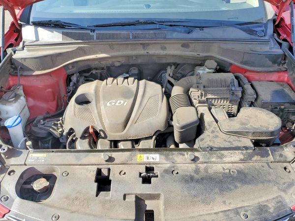 2016 HYUNDAI SANTA FE — Engine bay