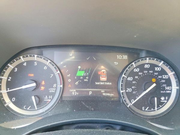 2020 TOYOTA HIGHLANDER XLE Nav