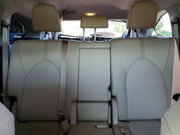 2020 TOYOTA HIGHLANDER XLE Nav