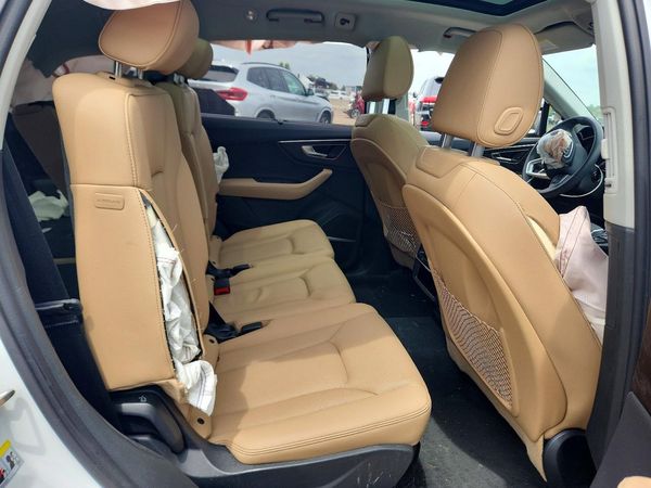 2025 AUDI Q7