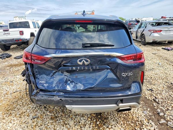 2022 INFINITI QX50 Luxe