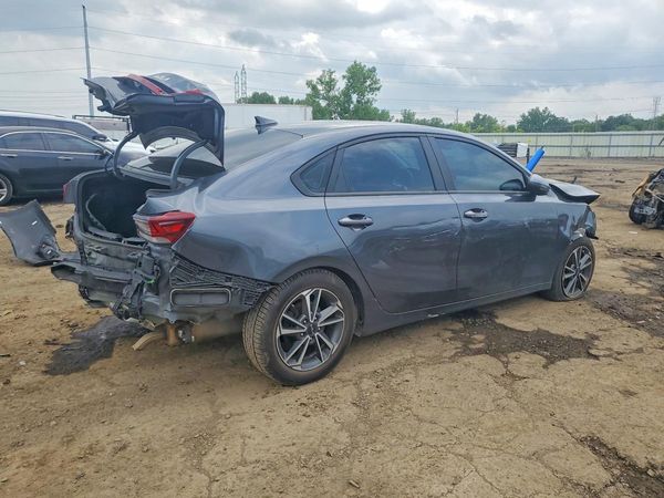 2022 KIA FORTE FE, LXS