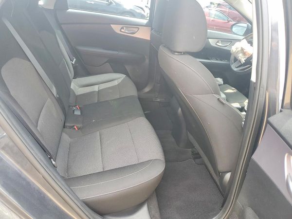 2022 KIA FORTE FE, LXS