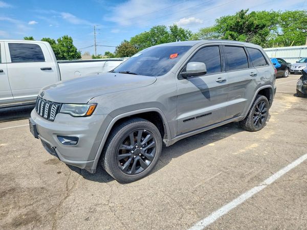 2020 JEEP GRAND CHEROKEE LAREDO 4X4