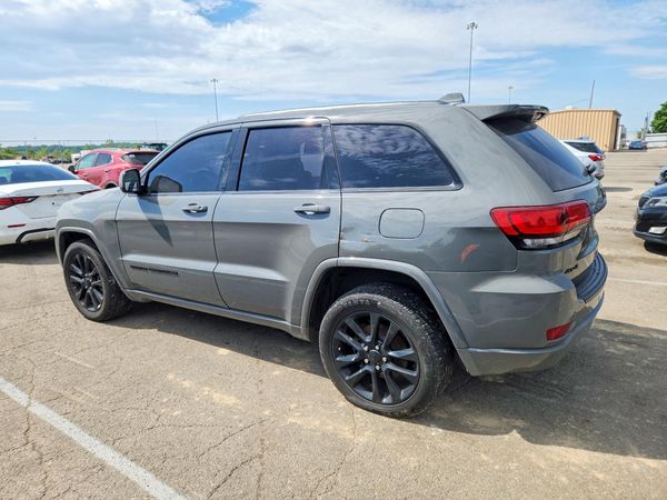 2020 JEEP GRAND CHEROKEE LAREDO 4X4