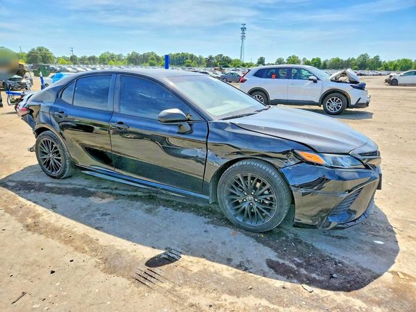 2019 TOYOTA CAMRY