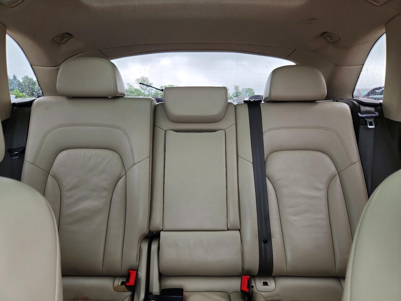 2012 AUDI Q5 Premium Plus