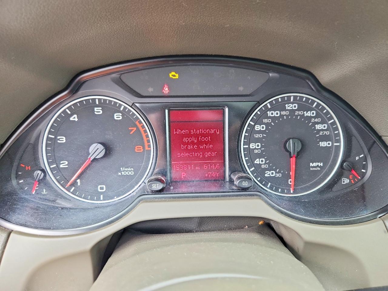 2012 AUDI Q5 Premium Plus