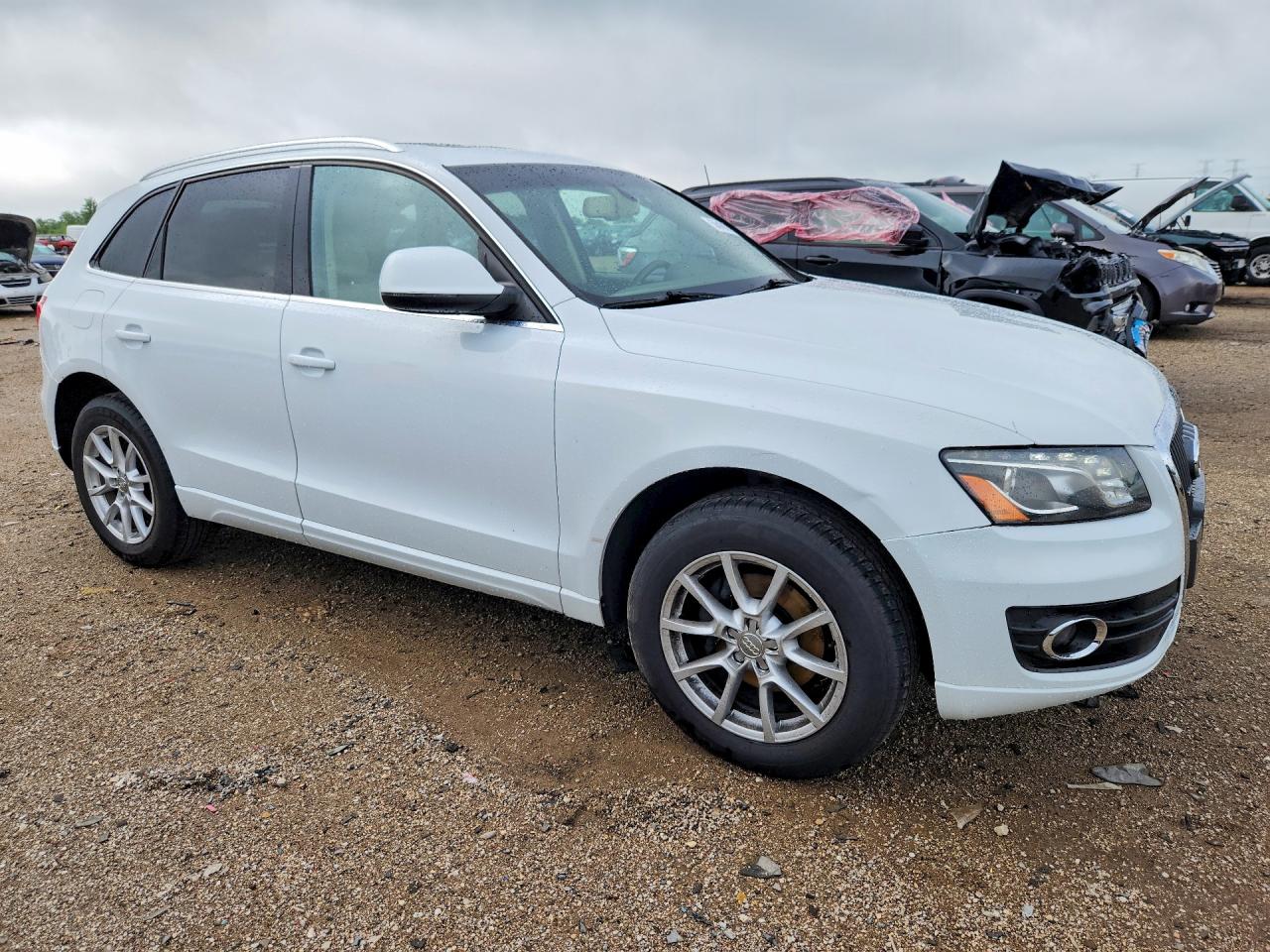 2012 AUDI Q5 Premium Plus